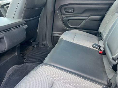 Used 2021 Nissan Titan S w/ S Utility Package image 5