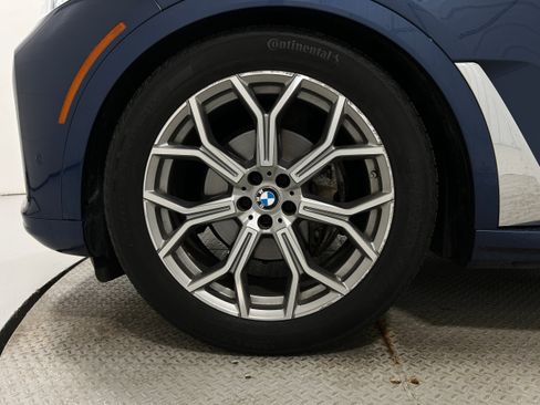 Used 2021 BMW X7 xDrive40i w/ Parking Assistance Package AWD/4WD image 43