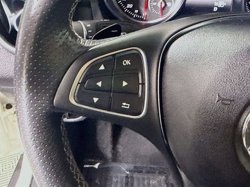 Used 2018 Mercedes-Benz GLA 250 4MATIC image 22