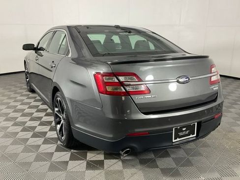 Used 2015 Ford Taurus Limited w/ Equipment Group 301A AWD/4WD image 4