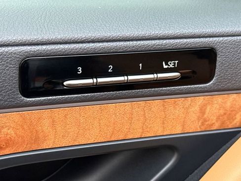 Used 2024 Lexus LX 600 4WD w/ Luxury Package image 22