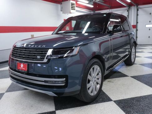 Used 2024 Land Rover Range Rover SE AWD/4WD image 5