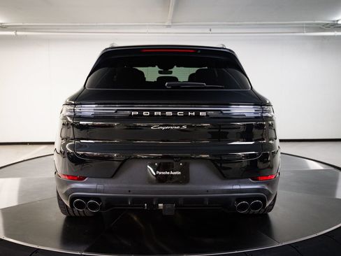 Used 2026 Porsche Cayenne S AWD/4WD image 6