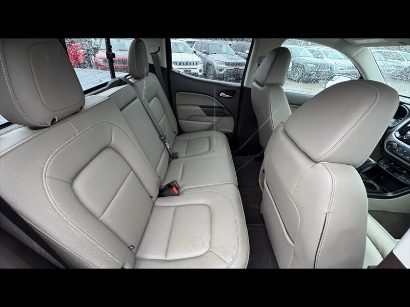 Used 2017 GMC Canyon SLT w/ Driver Alert Package AWD/4WD image 12