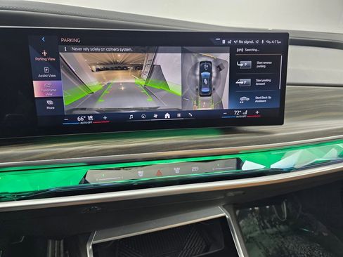 Certified 2024 BMW 740i RWD image 21