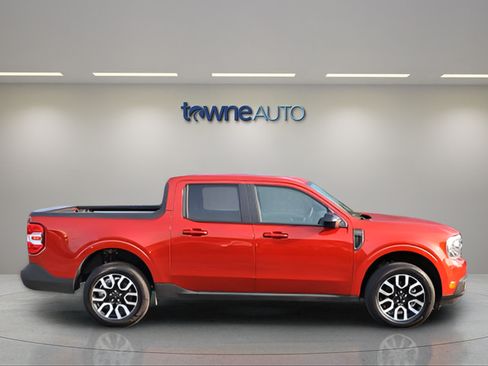 Used 2024 Ford Maverick Lariat FWD image 8