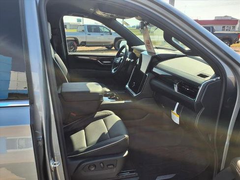 New 2025 GMC Yukon Elevation w/ LPO, Get Active Package image 20