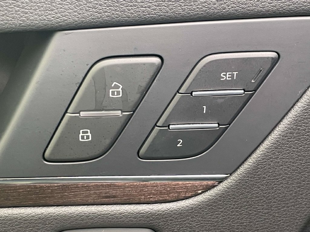 Certified 2023 Audi Q5 2.0T Premium w/ Convenience Package AWD/4WD image 35