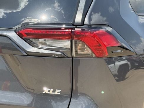 Used 2021 Toyota RAV4 XLE FWD image 6