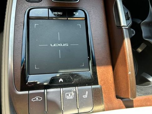 Used 2020 Lexus LS 500 w/ Interior Upgrade Package RWD image 19