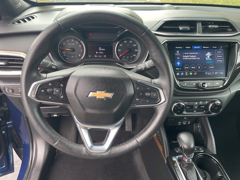 Used 2022 Chevrolet TrailBlazer ACTIV w/ Sun and Liftgate Package AWD/4WD image 11