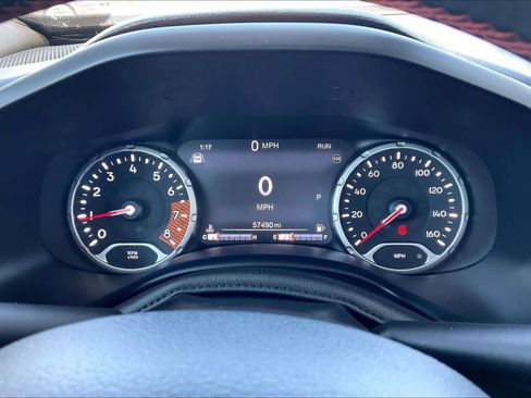 Used 2023 Jeep Renegade Trailhawk AWD/4WD image 25