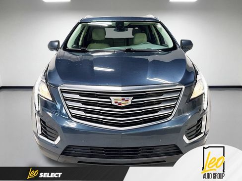 Used 2019 Cadillac XT5 Luxury AWD/4WD image 2
