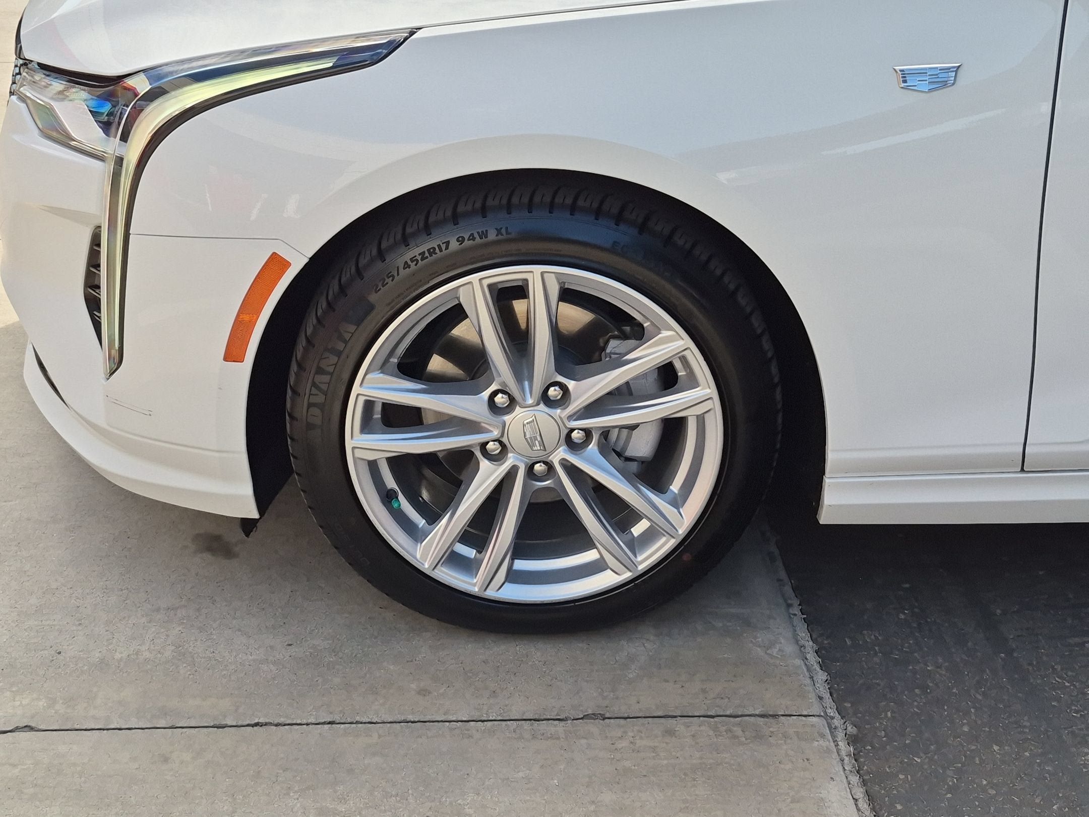 Used 2024 Cadillac CT4 Luxury w/ Cold Weather Package RWD image 10