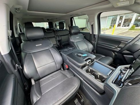 Certified 2025 Ford Expedition Max Platinum AWD/4WD image 22