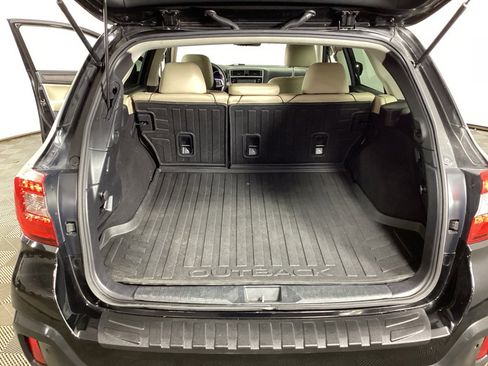 Used 2019 Subaru Outback 3.6R Limited w/ Popular Package #2 image 29