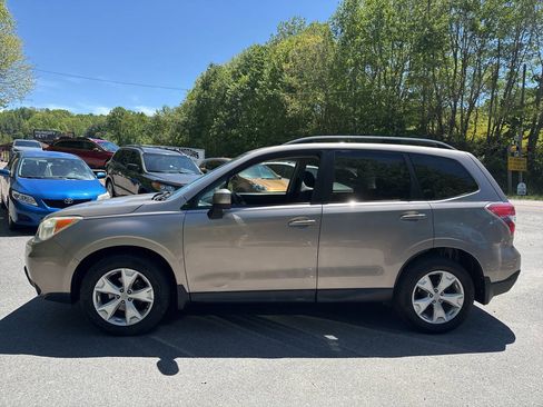 Used 2015 Subaru Forester 2.5i Premium w/ All-Weather Package AWD/4WD image 1