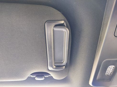 Used 2025 Toyota Camry SE FWD image 42