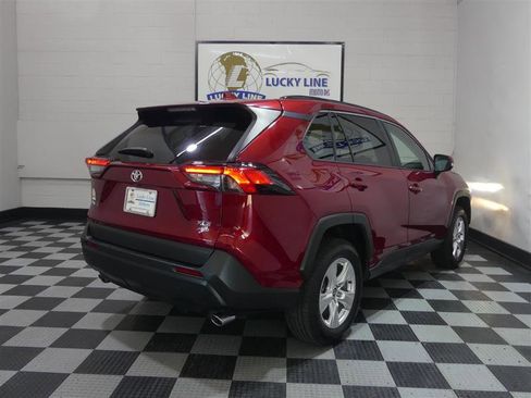 Used 2021 Toyota RAV4 XLE AWD/4WD image 10