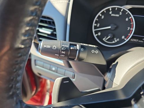 Used 2021 Nissan Rogue SL w/ Premium Package image 31