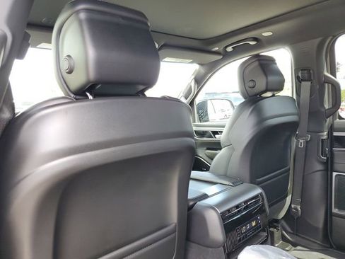 New 2026 Jeep Grand Wagoneer 4WD image 7