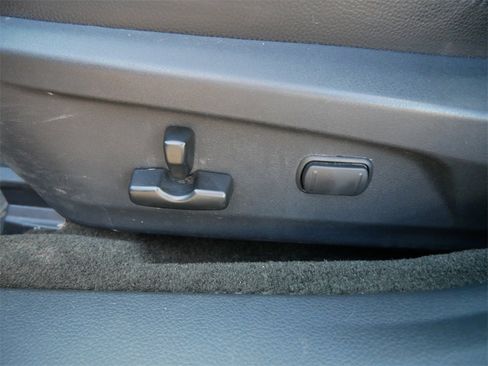 Used 2014 Subaru Outback 2.5i Limited image 15