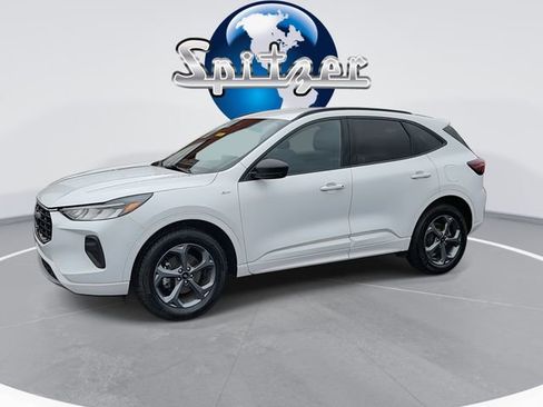 Used 2023 Ford Escape ST-Line w/ Tech Pack #1 AWD/4WD image 4