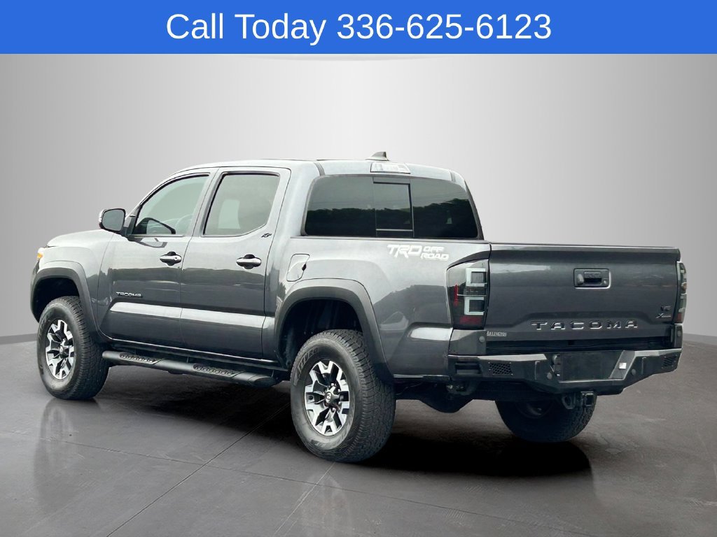 Used 2022 Toyota Tacoma TRD Off-Road w/ TRD Premium Off Road Package RWD image 3
