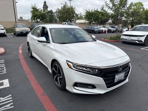 Used 2020 Honda Accord Sport image 4