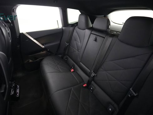 Used 2022 BMW iX xDrive50 w/ Premium Package image 24