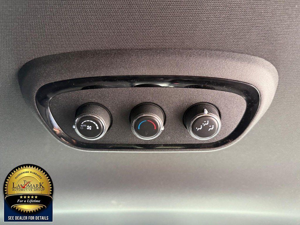Used 2023 Dodge Durango GT AWD/4WD image 16