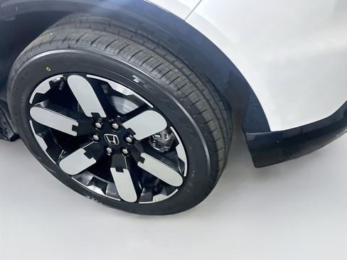Used 2024 Honda Prologue Elite image 11