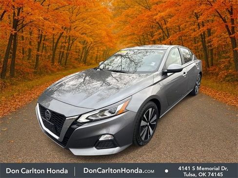 Used 2022 Nissan Altima 2.5 SV image 3