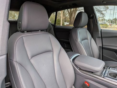 Used 2020 Audi Q8 Premium Plus image 39