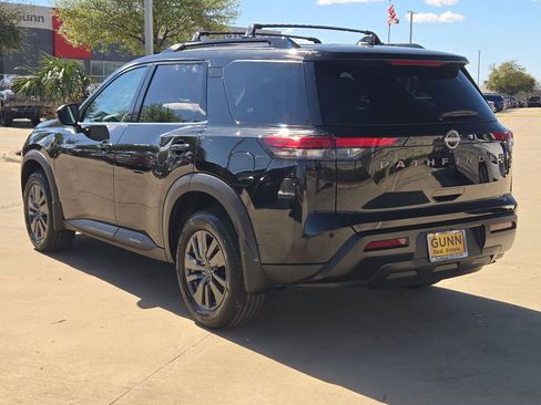 New 2026 Nissan Pathfinder SV FWD image 5