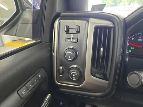 Used 2018 GMC Sierra 1500 SLT AWD/4WD image 21