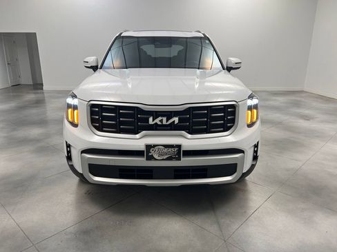 Used 2025 Kia Telluride S FWD image 2