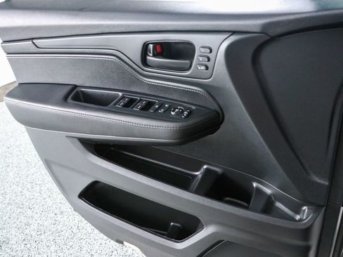 Used 2023 Honda Odyssey Sport image 22