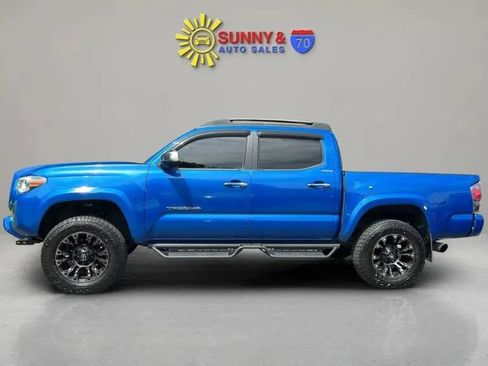 Used 2017 Toyota Tacoma Limited w/ Tow Package AWD/4WD image 5