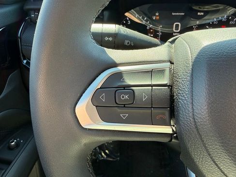 Certified 2025 Jeep Compass Latitude w/ Altitude Special Edition AWD/4WD image 22