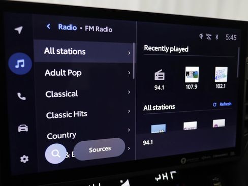 Used 2024 Toyota Tundra Limited image 9