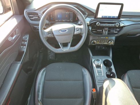 Used 2025 Ford Escape ST-Line image 22