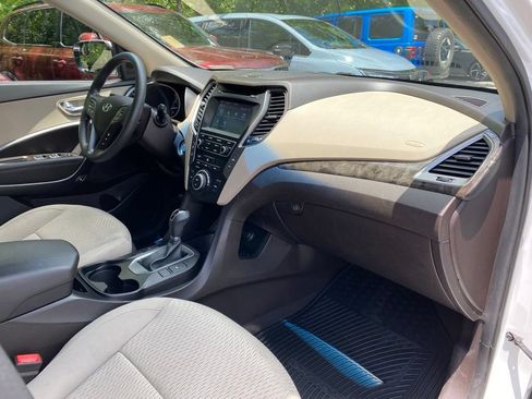 Used 2018 Hyundai Santa Fe Sport w/ 2.4L Value Package 02 FWD image 39