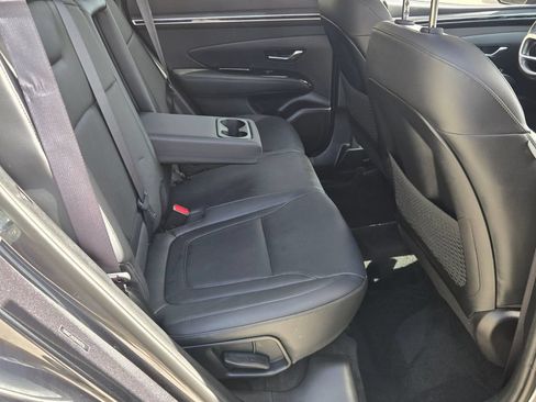 Used 2022 Hyundai Tucson SEL w/ Convenience + Premium Package FWD image 17