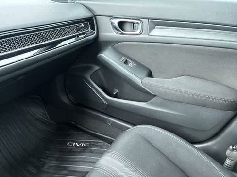 Certified 2024 Honda Civic Sport image 31