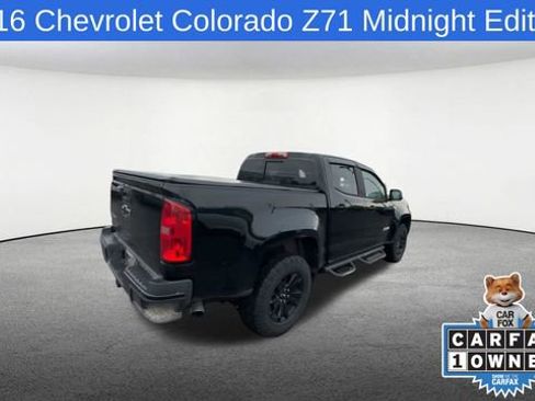 Used 2016 Chevrolet Colorado Z71 w/ Z71 Midnight Edition image 9