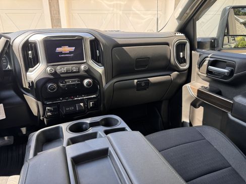 Used 2021 Chevrolet Silverado 2500 LT w/ Gooseneck/5TH Wheel Package AWD/4WD image 14