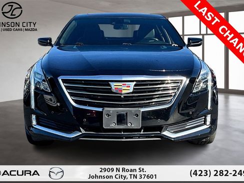 Used 2018 Cadillac CT6 Luxury image 3