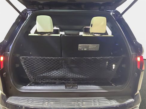 Used 2024 Toyota Sequoia Capstone image 14