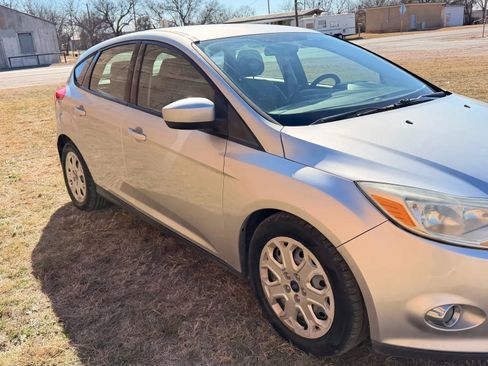 Used 2012 Ford Focus SE image 8